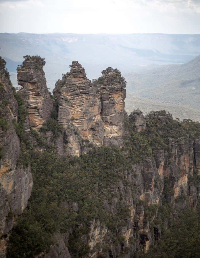 Blue Mountains National Park, A Scenic Natural Wonder In Australia Wallpaper