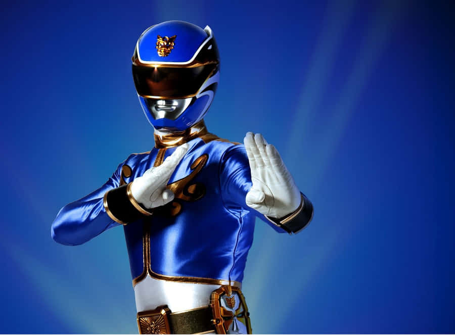 Blue Ranger Power Pose Wallpaper