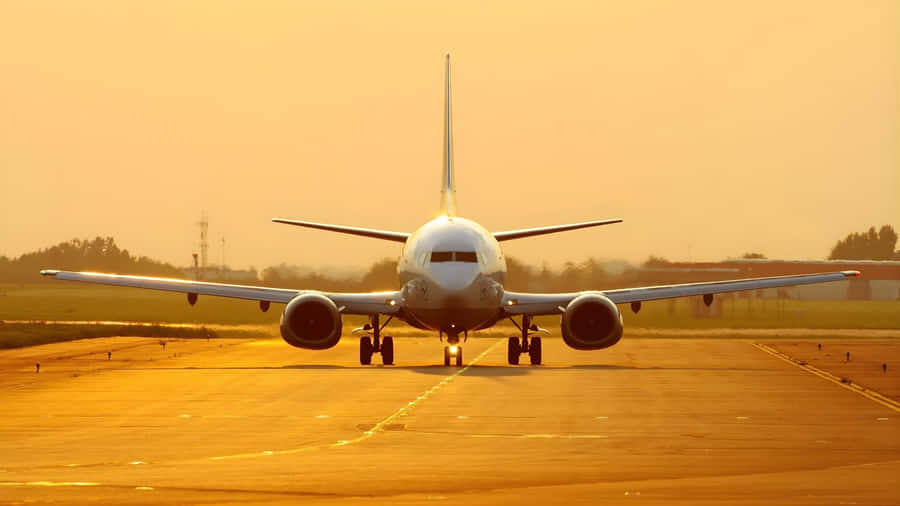 Boeing 737 Aircraft On Runway Wallpaper