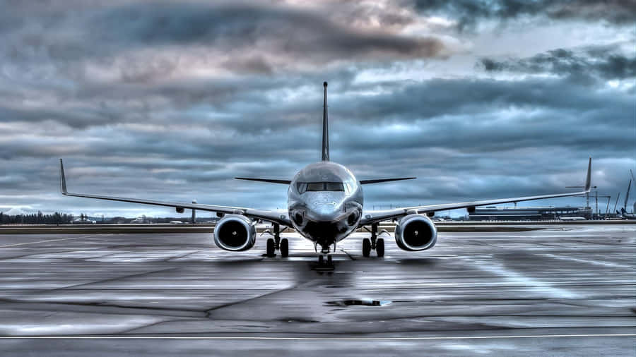 Boeing 737 Aircraft On Tarmac Wallpaper