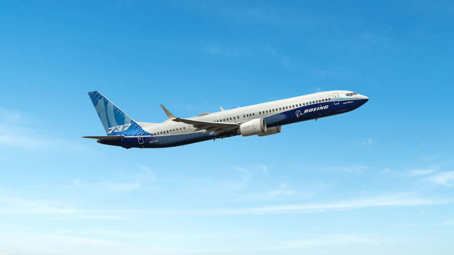 Boeing 737 In Flight Wallpaper