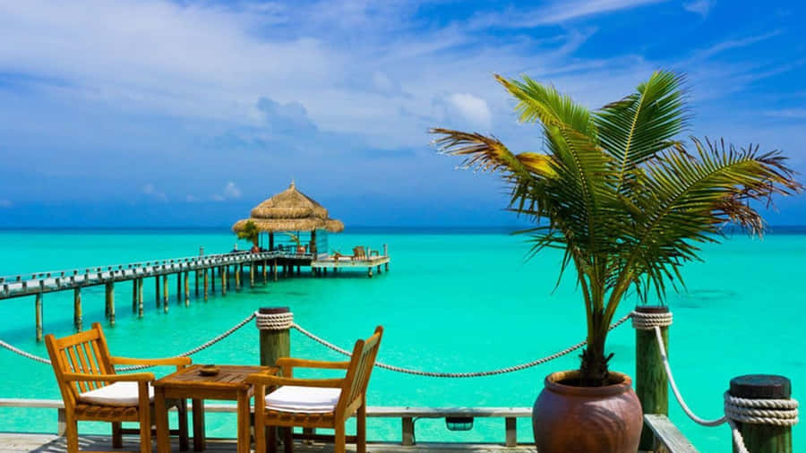 Breathtaking Kerama Hawaii Beach At Sunset Wallpaper