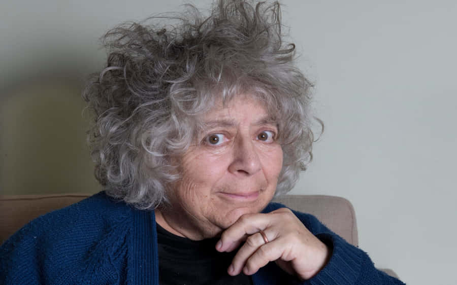 British Actress Miriam Margolyes In Conversation. Wallpaper