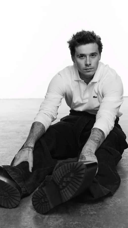 Brooklyn Beckham Casual Style Wallpaper