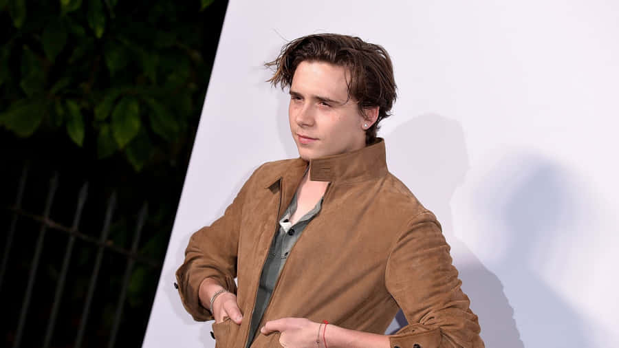 Brooklyn Beckham Casual Style Wallpaper