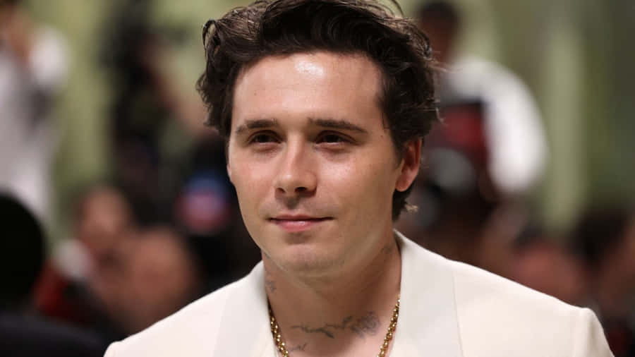 Brooklyn Beckham Casual Style Wallpaper