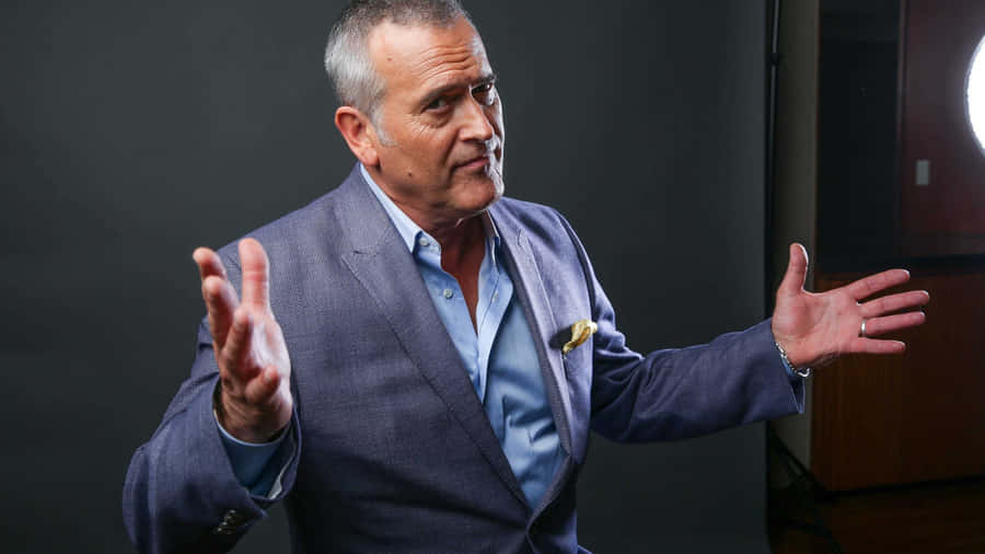 Bruce Campbell [wallpaper] Wallpaper