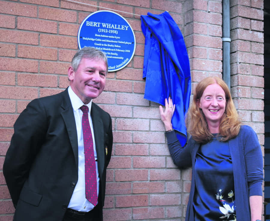 Bryan Robson Bert Whalley Wallpaper