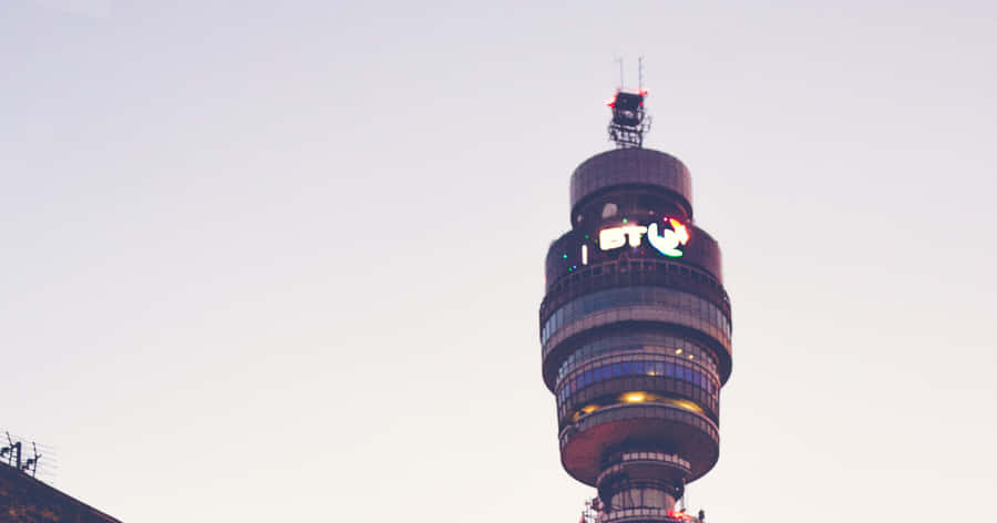 Bt Tower Beneath Gray Sky Desktop Wallpaper
