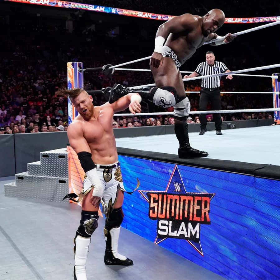 Buddy Murphy Vs. Apollo Crews Wwe Summerslam Wallpaper