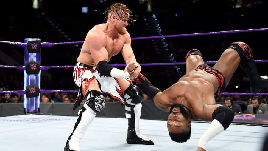 Buddy Murphy Vs. Cedric Alexander Wallpaper