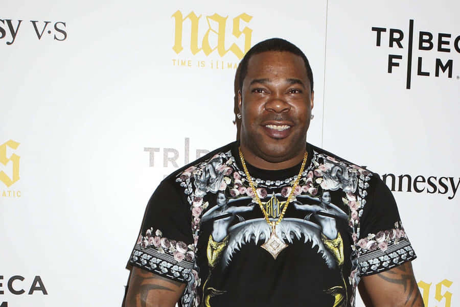 Busta Rhymesat Event Smiling Wallpaper