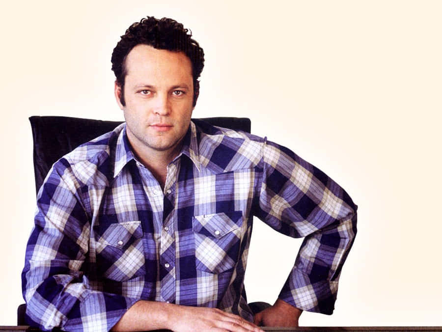 Caption: Celebrated Actor Vince Vaughn Wallpaper