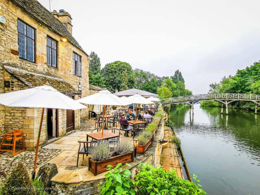 Caption: Oxford City Skyline At Sunset Wallpaper