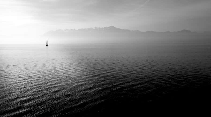 Captivating Black And White Ocean Scene Wallpaper