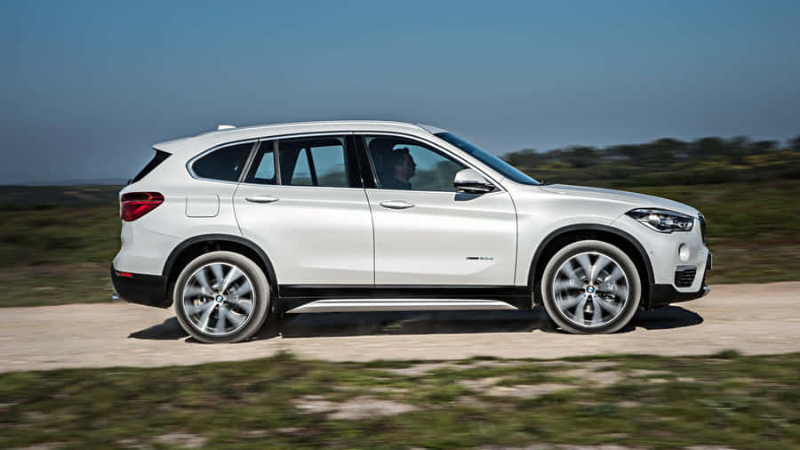 Captivating Brilliance: A Dynamic Bmw I8 In Action Wallpaper