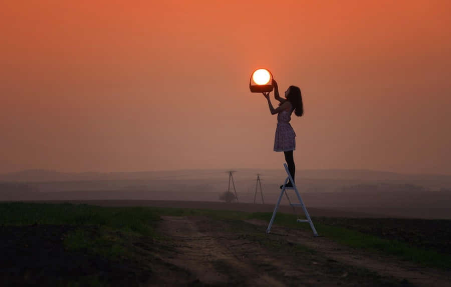 Captivating Ocean Sunset Wallpaper