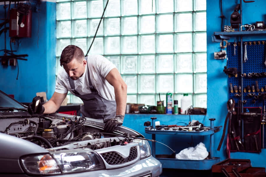 Car Repair 1000 X 666 Wallpaper Wallpaper