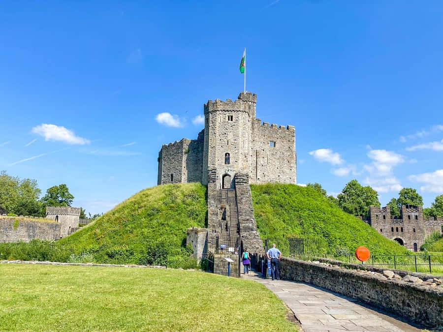 Cardiff Castle Desktop Wallpaper