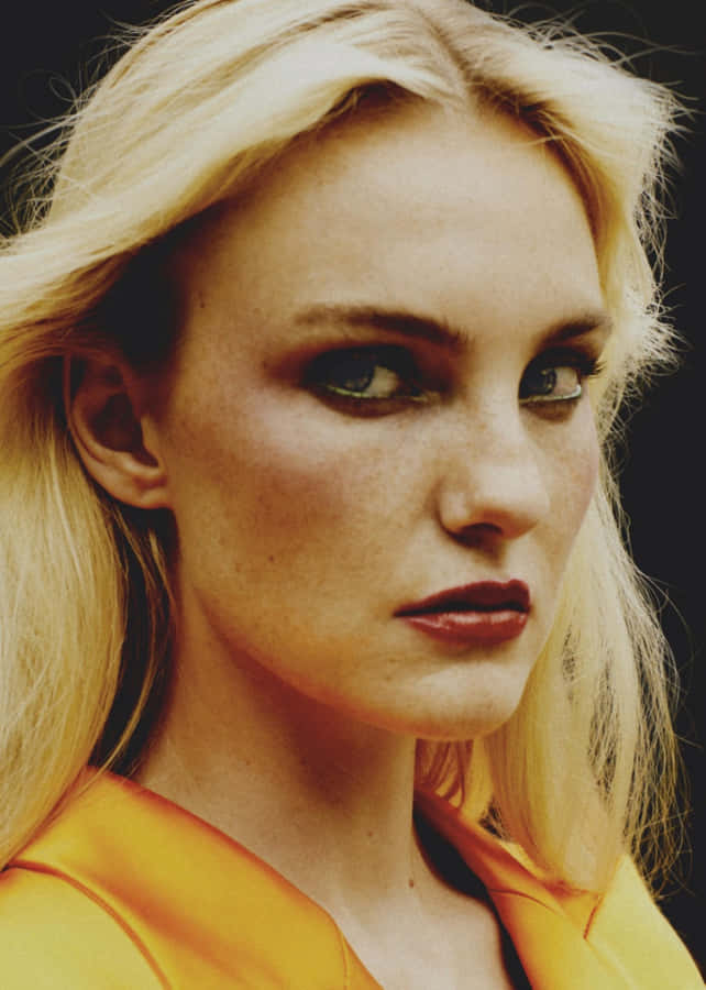 Caroline Trentini Mesmerising The Camera Lens Wallpaper