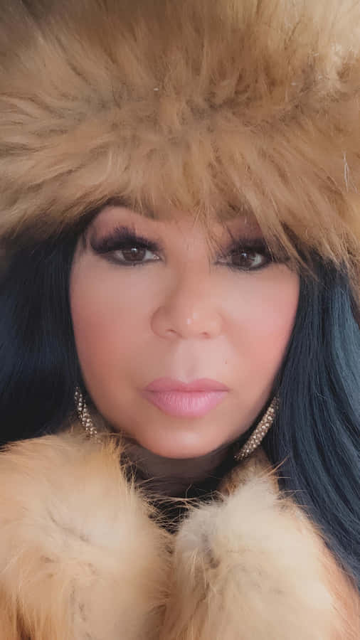 Cece Peniston Winter Style Wallpaper