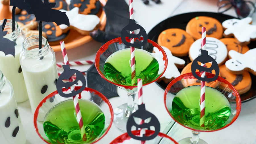 Celebrating Halloween With Spooky Cocktails Wallpaper