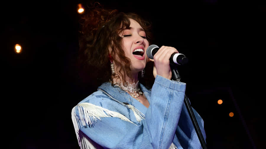 Chappell Roan Live Performance Wallpaper