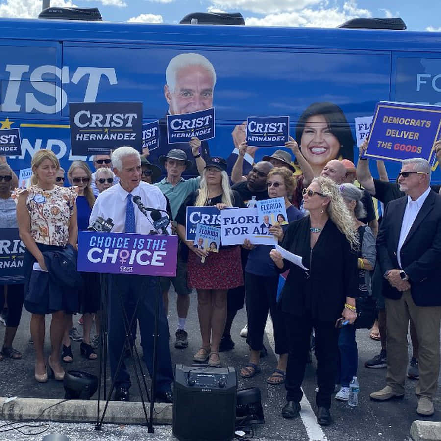 Charlie Crist And Supporters Wallpaper