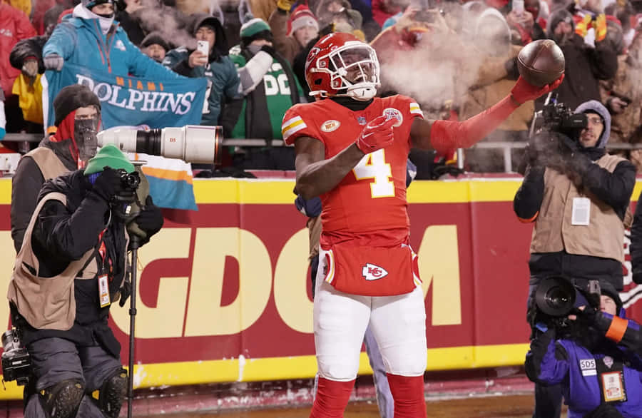 Chiefs Player Celebration Cold Game Wallpaper