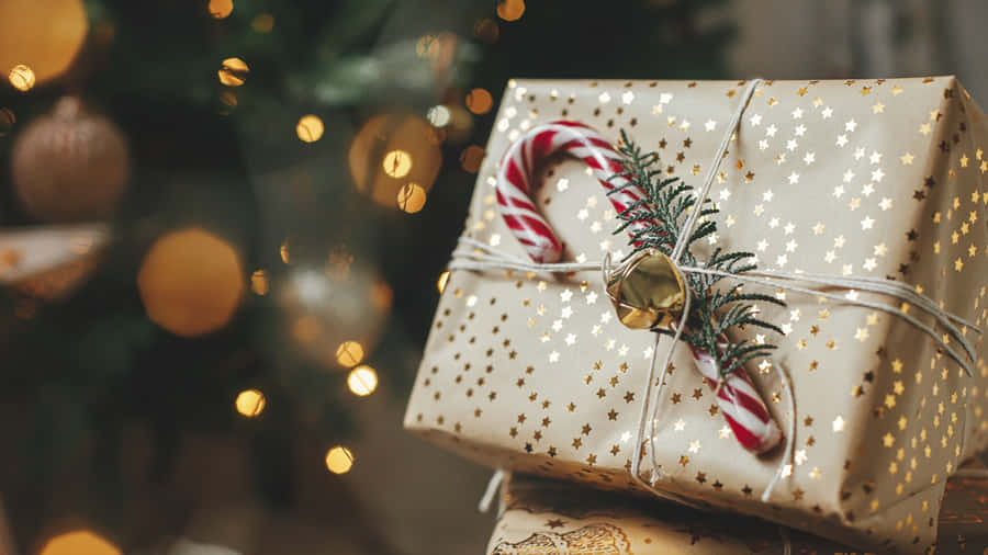 Christmas Gift Wrapped Elegantly Wallpaper