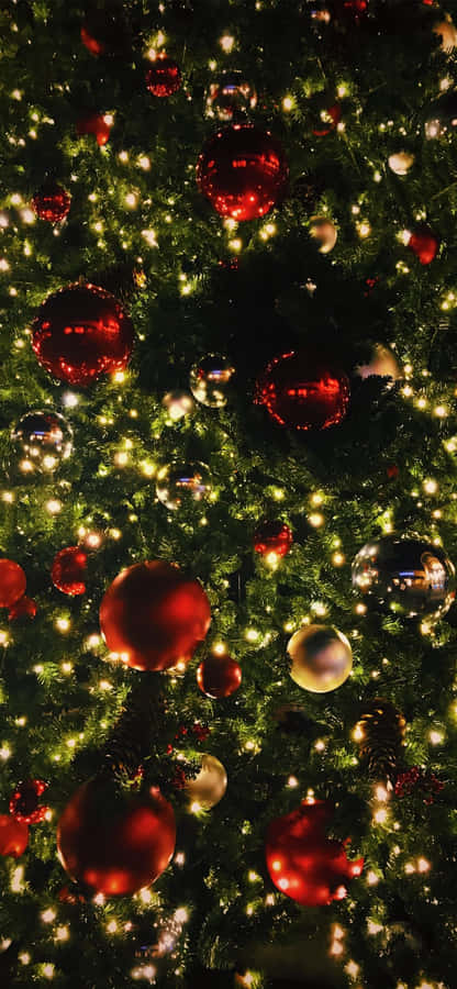 Christmas Tree Decoration Glow Wallpaper