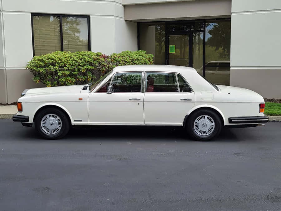 Classic Bentley Eight In All Its Glory Wallpaper