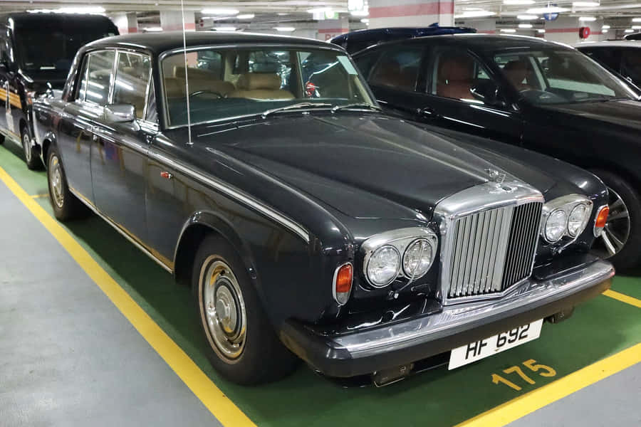 Classic Bentley T2 Luxury Car Wallpaper