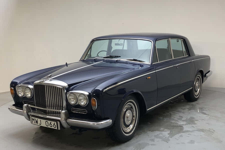 Classic Bentley T2 Luxury Car Wallpaper