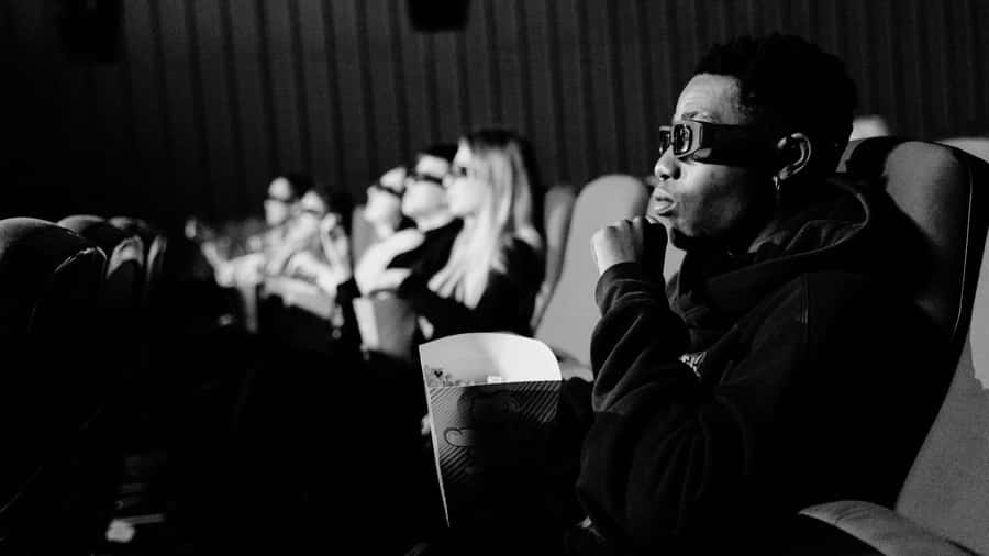 Classic Black And White Movie Scene Wallpaper