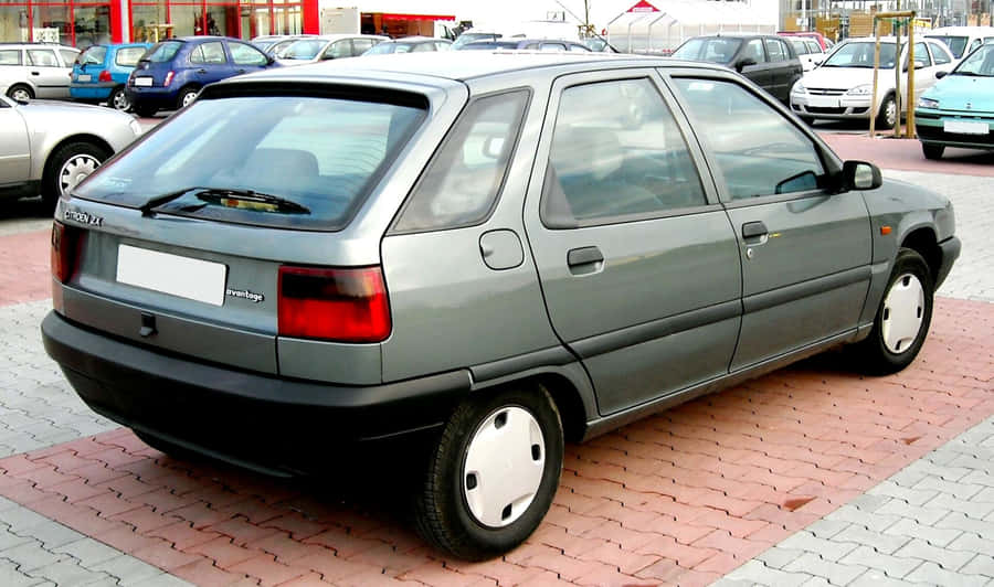 Classic Citroen Zx In Pristine Condition Wallpaper