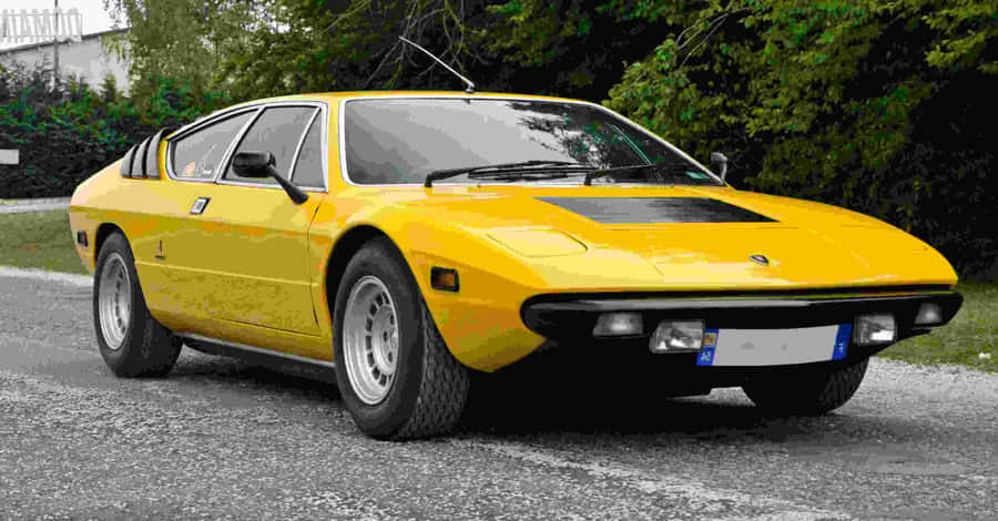 Classic Lamborghini Urraco In Motion Wallpaper