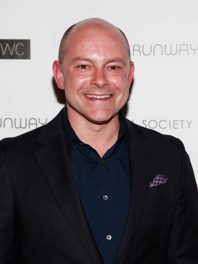 Comedian And Actor Rob Corddry Wallpaper