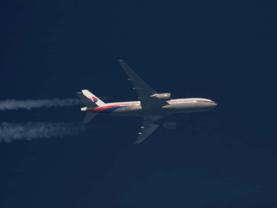 Commercial Airliner Mid Flight Wallpaper