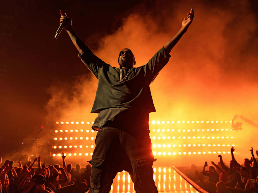 Controversial Performance Of Kanye West Wallpaper