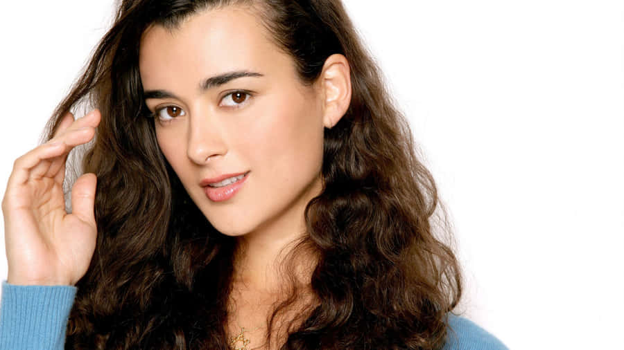 Cote De Pablo Portrait Wallpaper