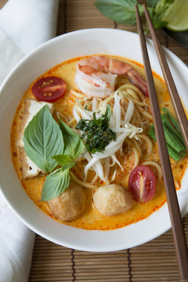 Creamy Coconut Curry Laksa Noodles Wallpaper