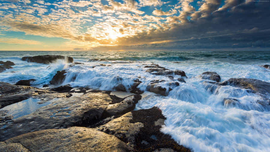 Crystal Clear Tranquility: Serene 4k Water Landscape Wallpaper