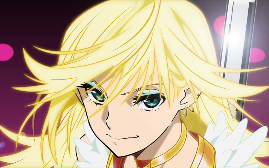 Cunning Blonde Woman Wallpaper