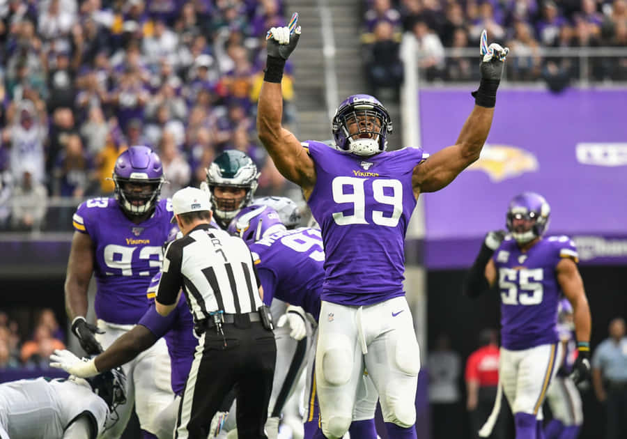 Danielle Hunter Minnesota Vikings Celebrates Sack Wallpaper