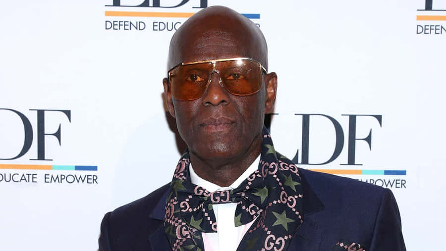 Dapper Dan Wearing Gucci Bow Tie Wallpaper