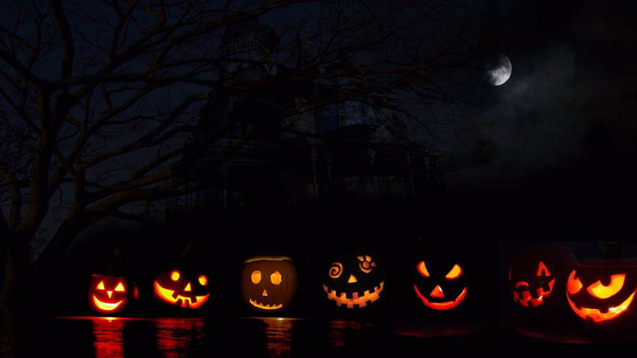 Dark Halloween Pumpkin Faces Wallpaper