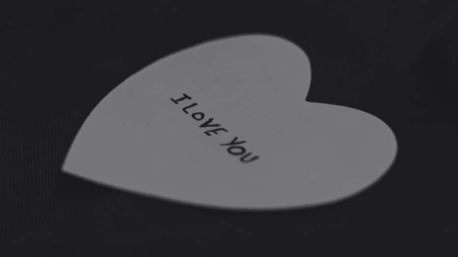 Dark Love Heart Message Wallpaper