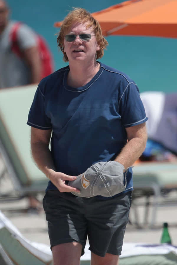 David Caruso Striking A Pose Wallpaper