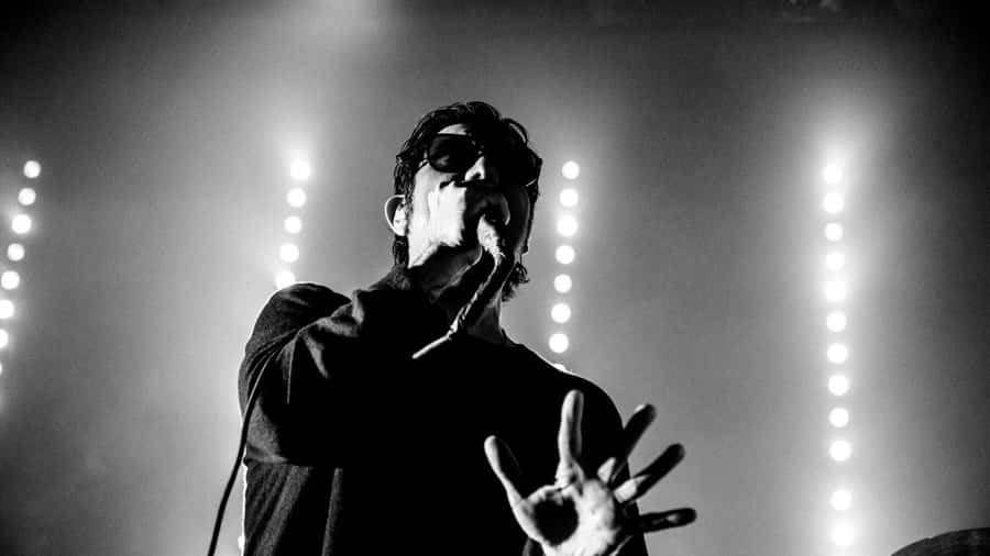 Deftones Live Performance Wallpaper